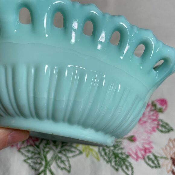 Vintage Rare Fostoria Aqua Turquoise Milk Glass Depression pressed glass dish - Picture 7 of 17